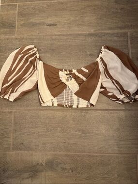 Surf Gypsy Brown & Cream Off-Shoulder Puff Sleeve Crop Top